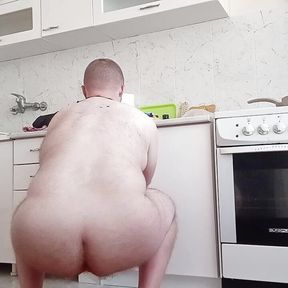 Straight Fat Guy Preparing a Lunch Completely Naked While Wife is Outside