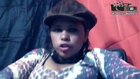 morena solteira, nao aguentou a quarentena e enfio rola de b. de 28 cm na buceta.