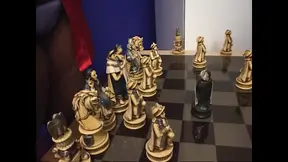 Twee hete, gekke lesbiennes die elkaar zoenen en met elkaars kutjes spelen.