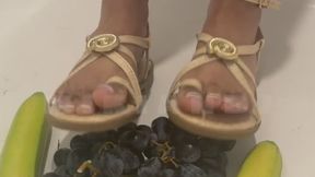 Bananas & Grapes are sexy