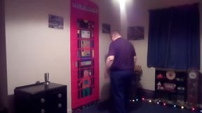 TELEPHONE CAGE wank off man gravy