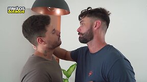 Hot real estate agent gives me a wild bareback ride: huge cumshot and doggystyle action with a twink hunk