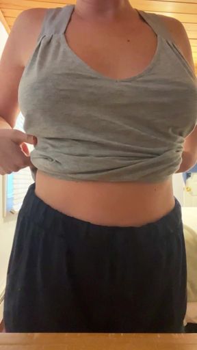 Homemade Amateur Pregnant Strip Tease