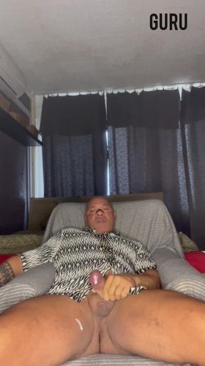 Mr Guru. Sexy Body Builder Wank at Home