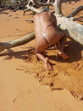 Ladysilva My Big Ass on the Beach