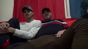 3048 SAM fucked barebakc by bear