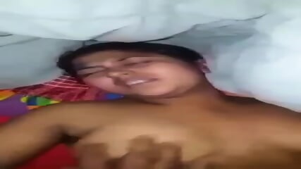 Viral couple on bed.Romantic sex momemnt