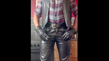 Black Muscle Big Chest Play and Leather Boots Wank