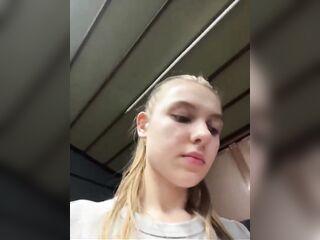 Hard fingering cunt public hot