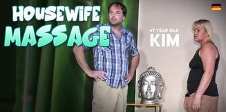 Kim is a 47 year old German housewife that loves a bit off hard cock during her massage