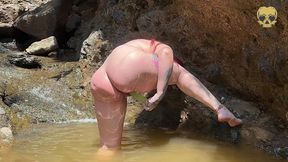 alone outdoors masturbating delicious