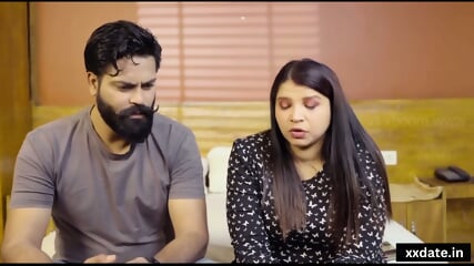 College friend ke sath savita bhabhi ne jamkar chudai karwaya aur apne chut ka pani nikali