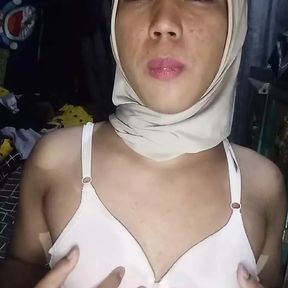 Femboy crossdresser wearing hijab play anal