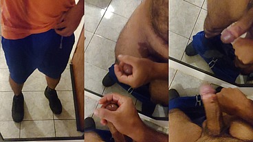 Cumming in front the mirror