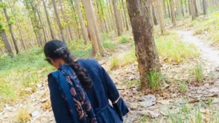 Istri selingkuh Gadis ibu rumah tangga Asia sedang bercinta anal