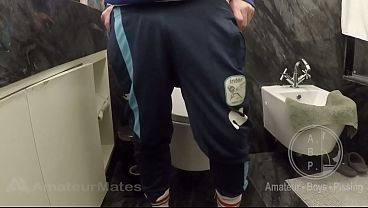 Amateur redhead guy premature cums handsfree after taking a piss