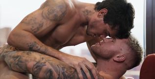 Dominant man with lots of tattos is screwing a tigh bum