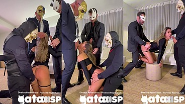 Caí de boca naqueles 3 machos alphas no meu baile de máscaras