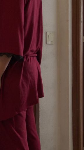 Nymphomaniac wife lets delivery boy cum inside her mouth while husband is at work   Clip 1