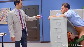 Seth Gamble And Lacy Lennon - Spicy Harlot Fucks Lucky Guy In The Office