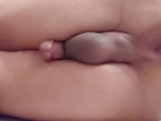 Jugando en el baño con mi dildo
