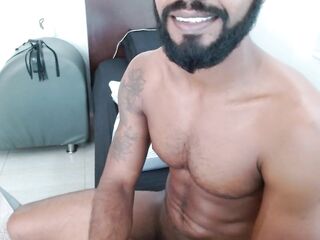 La visita de mi madrastra y mi hermanastra me dejo muy cachondo