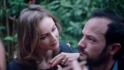 Swinging and sexually open-minded couples are arranging sex session meet-up