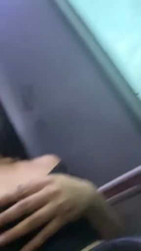 I SHOW MY TITS IN PUBLIC TRANSPORTATION, A MAN DISCOVERED ME