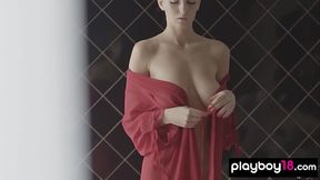 Big-titted Latvian Teen Simone Dripping Wet in Romantic Bath