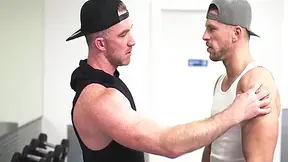 Str8 Hunk Seduced Into Analplay And Bareback Sex In Gym 7 Min