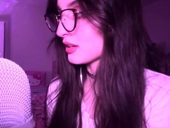 beebee ASMR - Manga Gripping, Tapping, Upclose Whispering