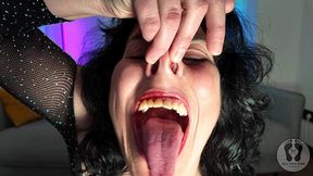 emma smile nostrils nosejob armpitsjob oiled tits film