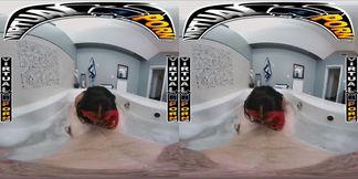 VIRTUAL PORN - Game Day Fuck Session With Ebony Hottie Jordyn Falls In VR!