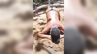 Ladysilva crossdress bunda gostosa na praia