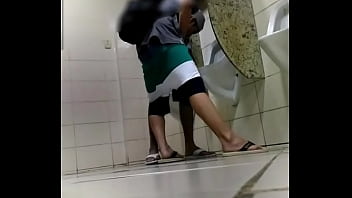 Pegacao no Shopping part3 xvid