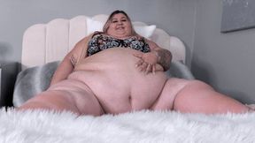 Ivy Davenport: You're The Best Feeder - MP4 hd