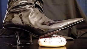 Patent Boots Crush - Donut Under My Boots