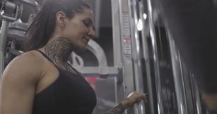 Sensual Pegging by Muscle Stepmommy Hulda Lopez