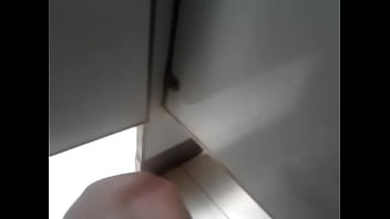 ba&ntilde_os publicos sexo seguro machos gay