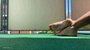 SUNBATHING FEET ON A BALCONY - MP4 Mobile Version