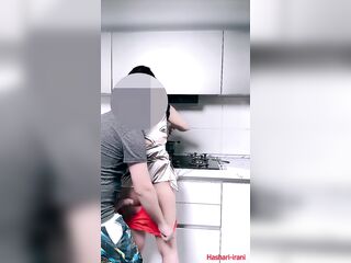 ما.نا.نممم داشت قرمه سبزی درست میکرد.میگه الان آحیت میرسه(سکس داستانی پر از مکالمه سکسی و جذاب) Sex