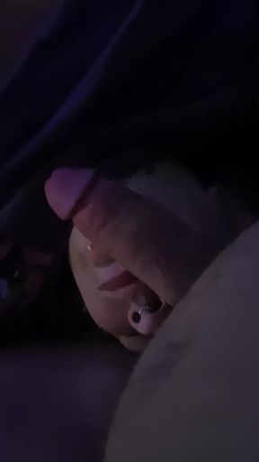 Rubbing my dick on step mom&#039;s face