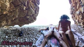 Flashing My Pussy in Front of a Guy in Public Nudist Beach and He Fucks Me and Gives Blowjob - It's Very Risky - Misscreamy