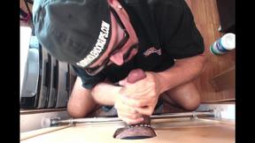 ”Huge Dick Gloryhole Blow Job”