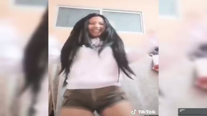 Buena culeada ala chica de la facultad de Marketing