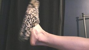 SLIPPER DANGLE