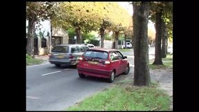 Hitchhikers get surprised roadside encounter