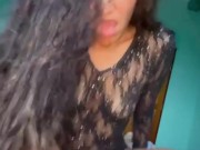minha namorada magrinha com aparelho pulando em cima de mim