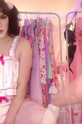 Empty Sissy Head