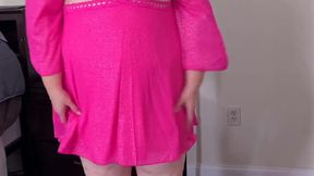Big ass mature milf in pink dress flashing and showing her sexy panties for the camera - jerk off
